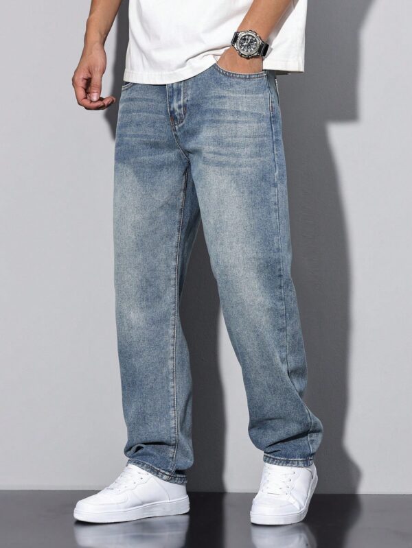 Manfinity RivetRise Men Washed Faded Denim Jeans