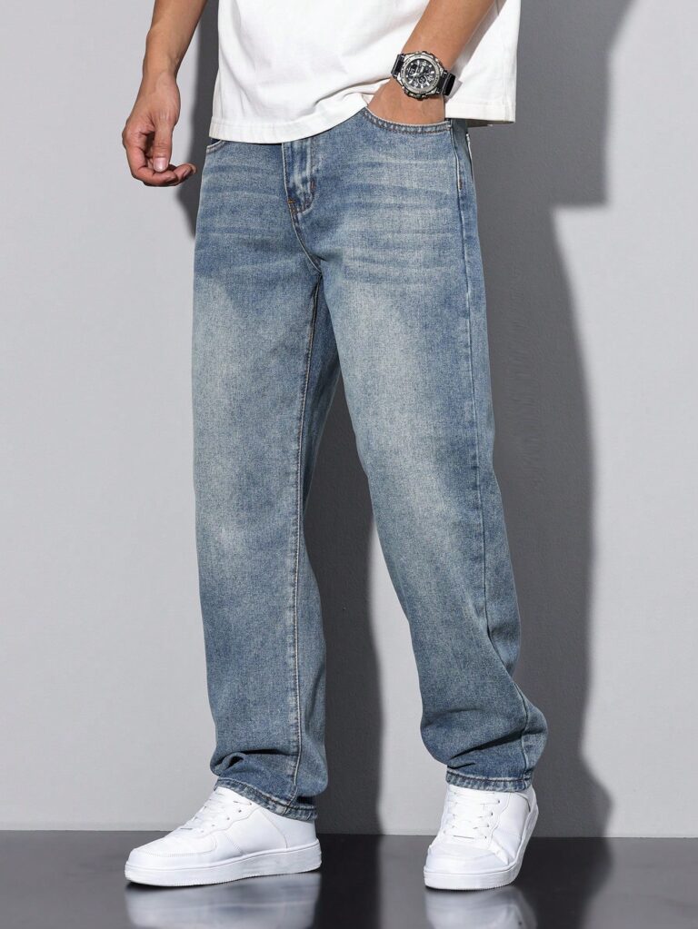 Manfinity RivetRise Men Washed Faded Denim Jeans