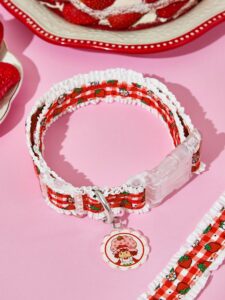 Strawberry Shortcake X SHEIN Cute Strawberry Pattern Pet Collar, Lace Design With Leash Ring, Available In Multiple Sizes, Suitable For Cats & Dogs